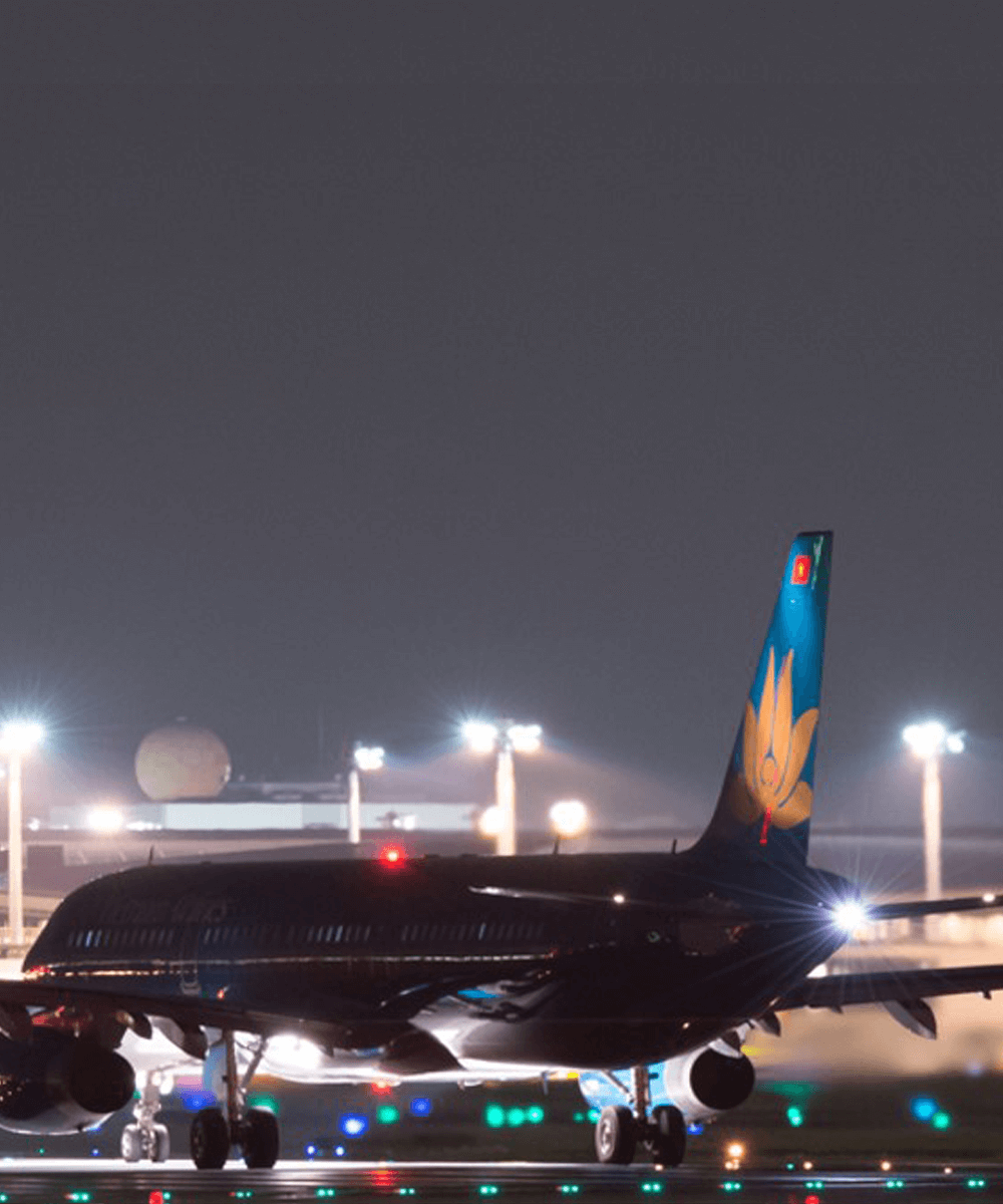 03 空港関連事業