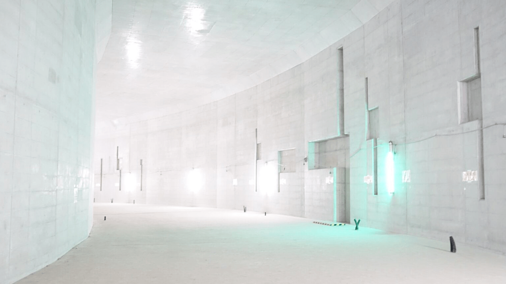 コンクリートなどの建設物