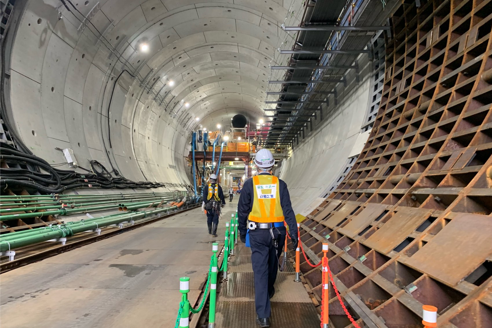 横浜湘南道路トンネル工事の工事・プロジェクト実績