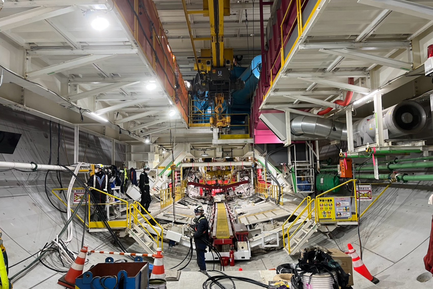 横浜湘南道路トンネル工事の工事・プロジェクト実績